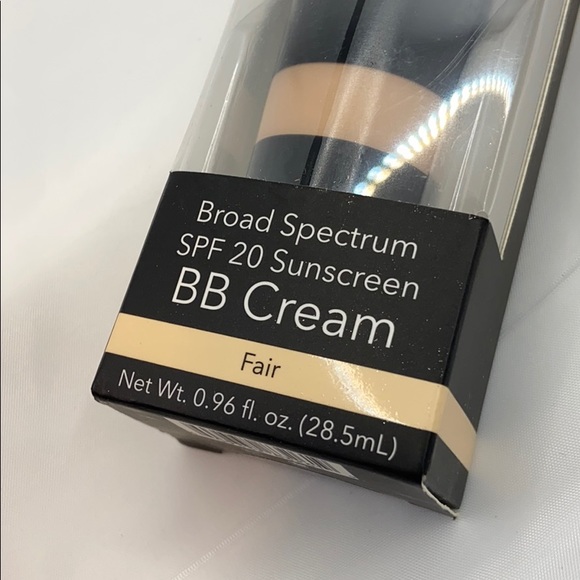 🔥3/10🔥Elf Broad Spectrum SPF 20 Bb Cream Fair - Picture 3 of 4